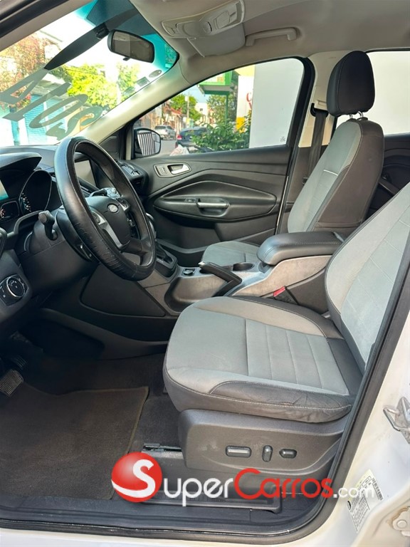 2014 Ford Escape SE Ecoboost — foto 6 / 9