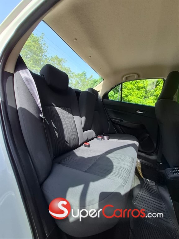 2024 Suzuki Dzire GLX — foto 9 / 12