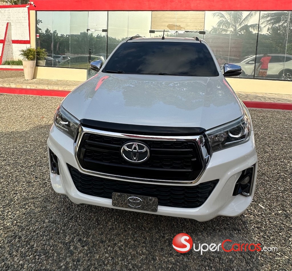 2019 Toyota Hilux Limited — foto 8 / 8