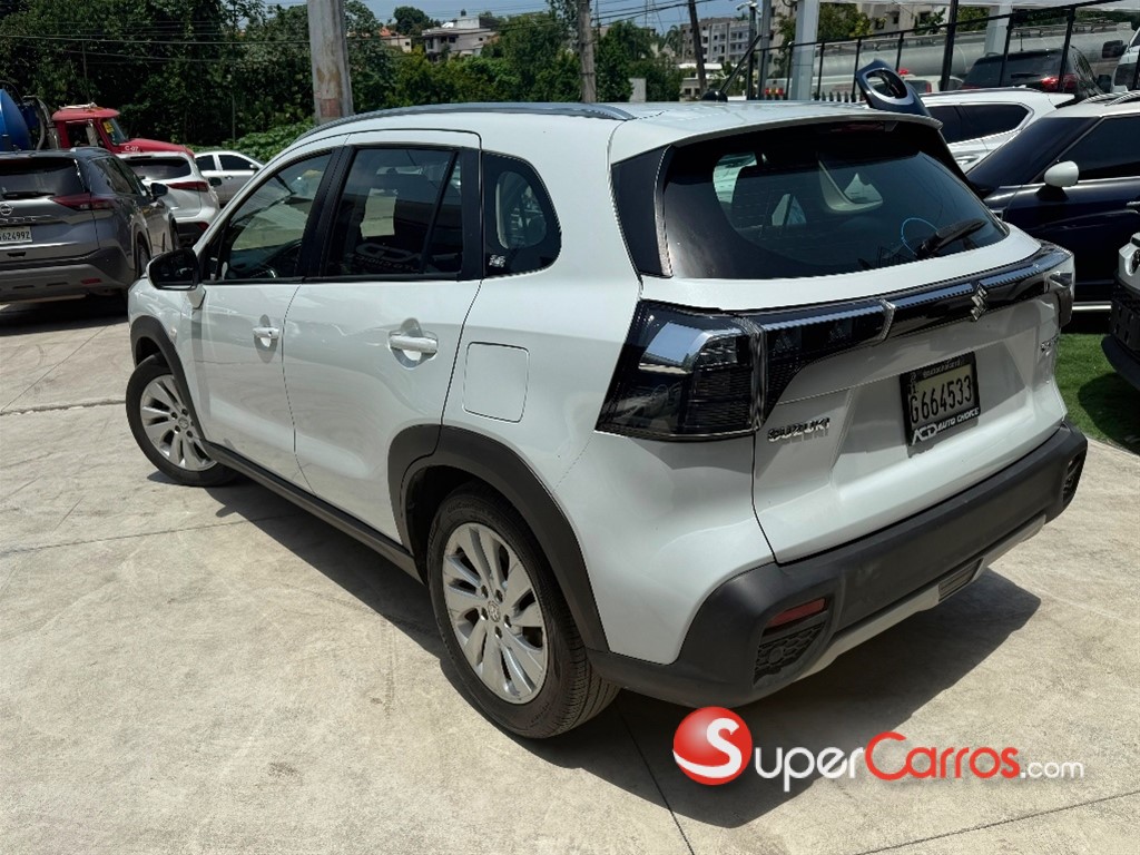 2023 Suzuki S-Cross GL — foto 4 / 12