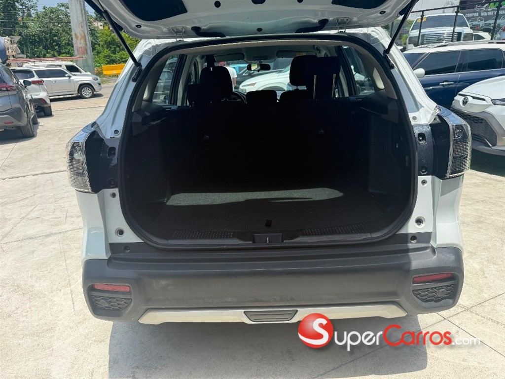 2023 Suzuki S-Cross GL — foto 7 / 12