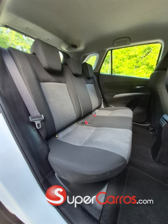 2023 Suzuki S-Cross GL — foto 9 / 12
