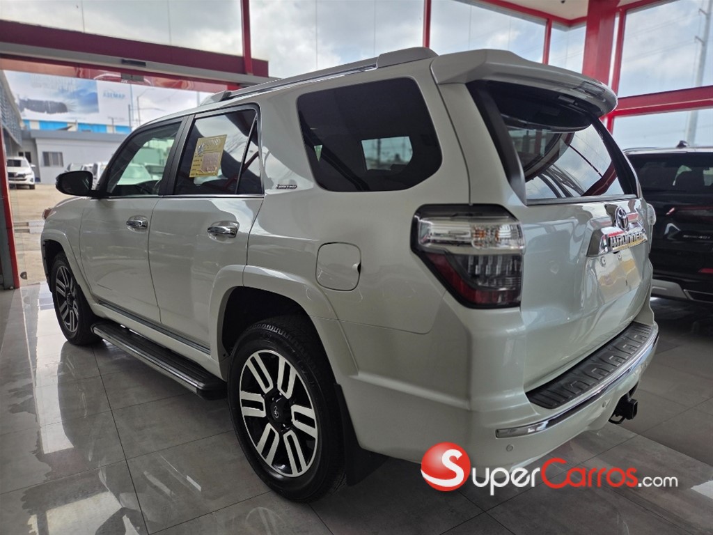 2020 Toyota 4 Runner Limited — foto 4 / 11