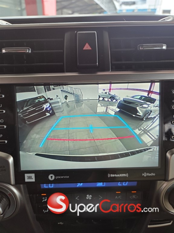 2020 Toyota 4 Runner Limited — foto 5 / 11
