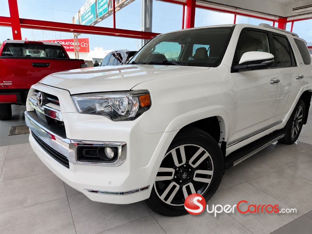 2020 Toyota 4 Runner Limited — foto 9 / 11