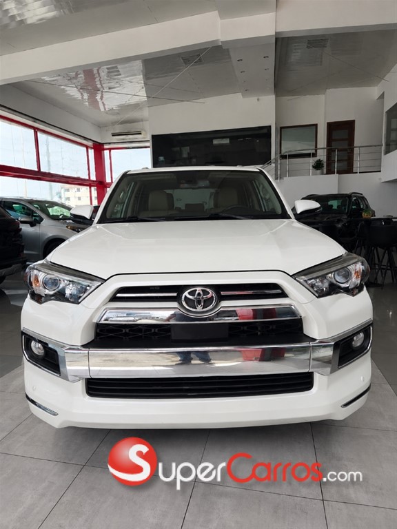 2020 Toyota 4 Runner Limited — foto 10 / 11