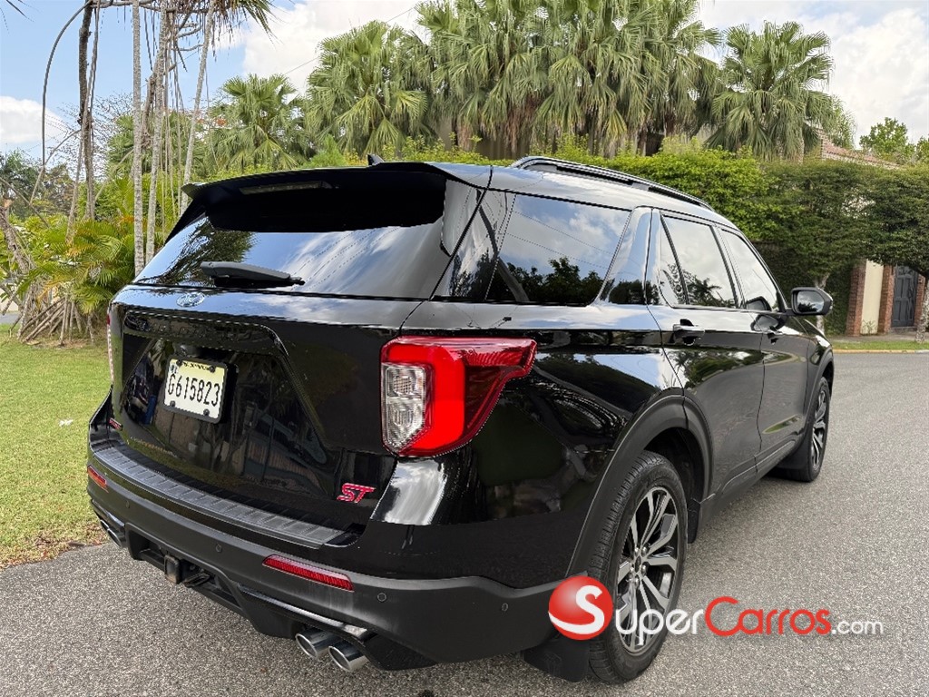 2020 Ford Explorer ST — foto 6 / 11
