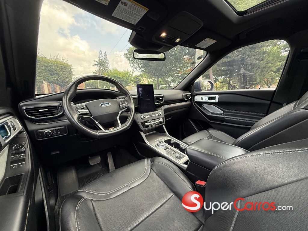 2020 Ford Explorer ST — foto 7 / 11