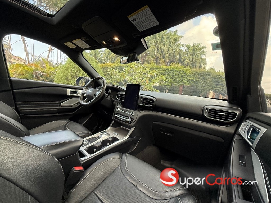 2020 Ford Explorer ST — foto 8 / 11