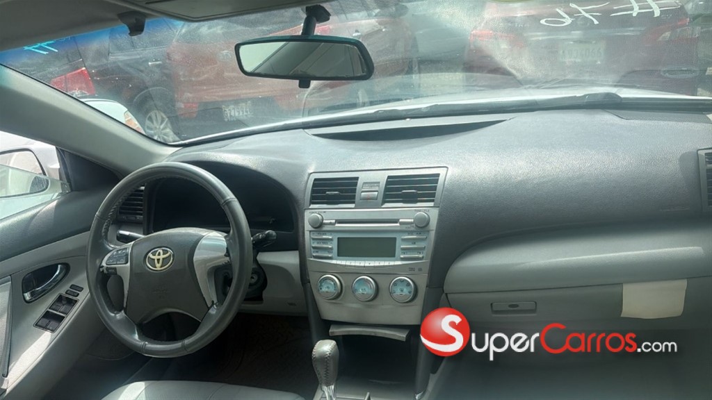 2009 Toyota Camry LE — foto 3 / 5