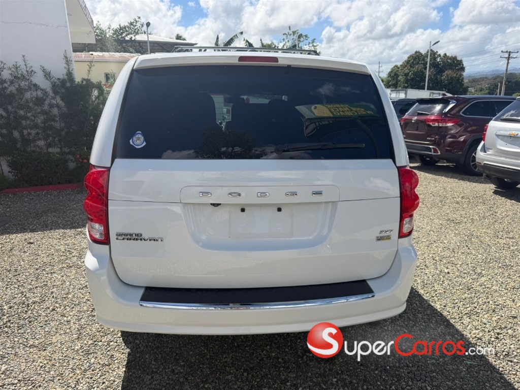 2019 Dodge Caravan SXT — foto 4 / 10