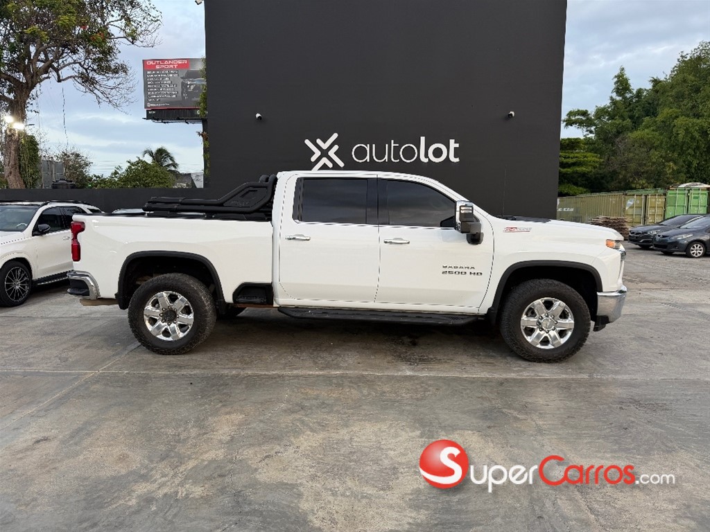 2022 Chevrolet Silverado 2500 — foto 3 / 9