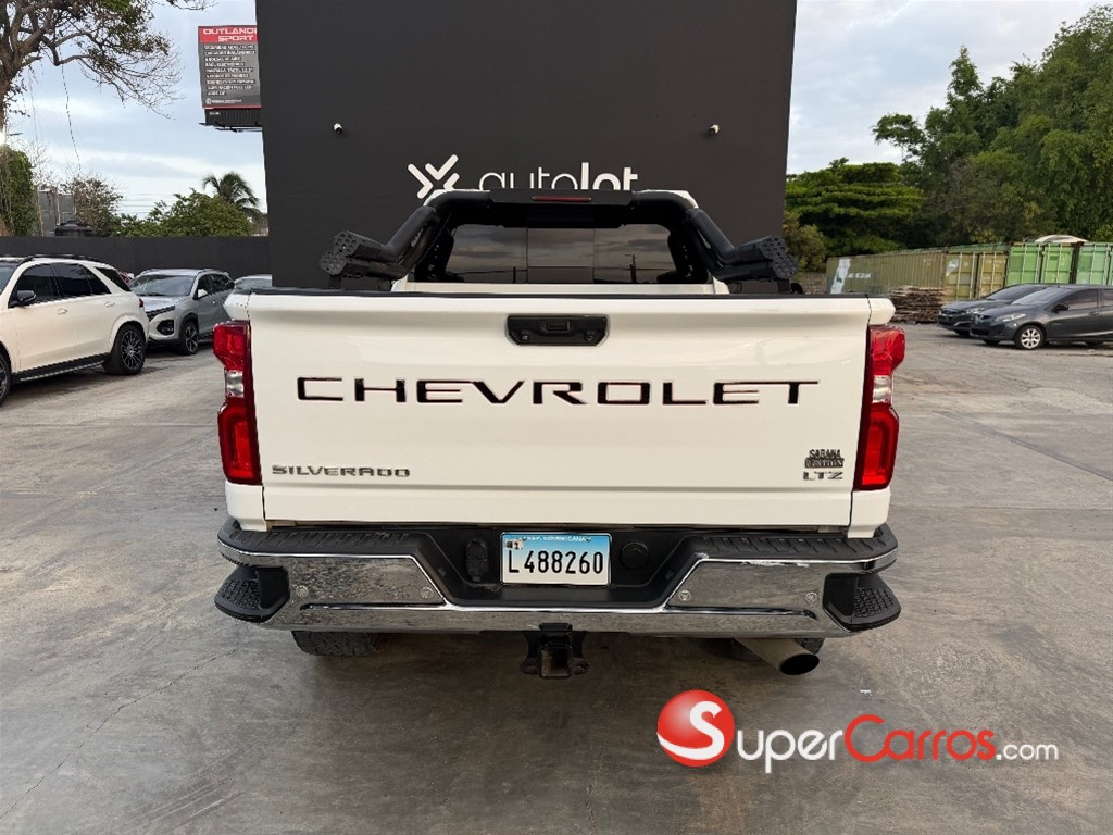 2022 Chevrolet Silverado 2500 — foto 4 / 9