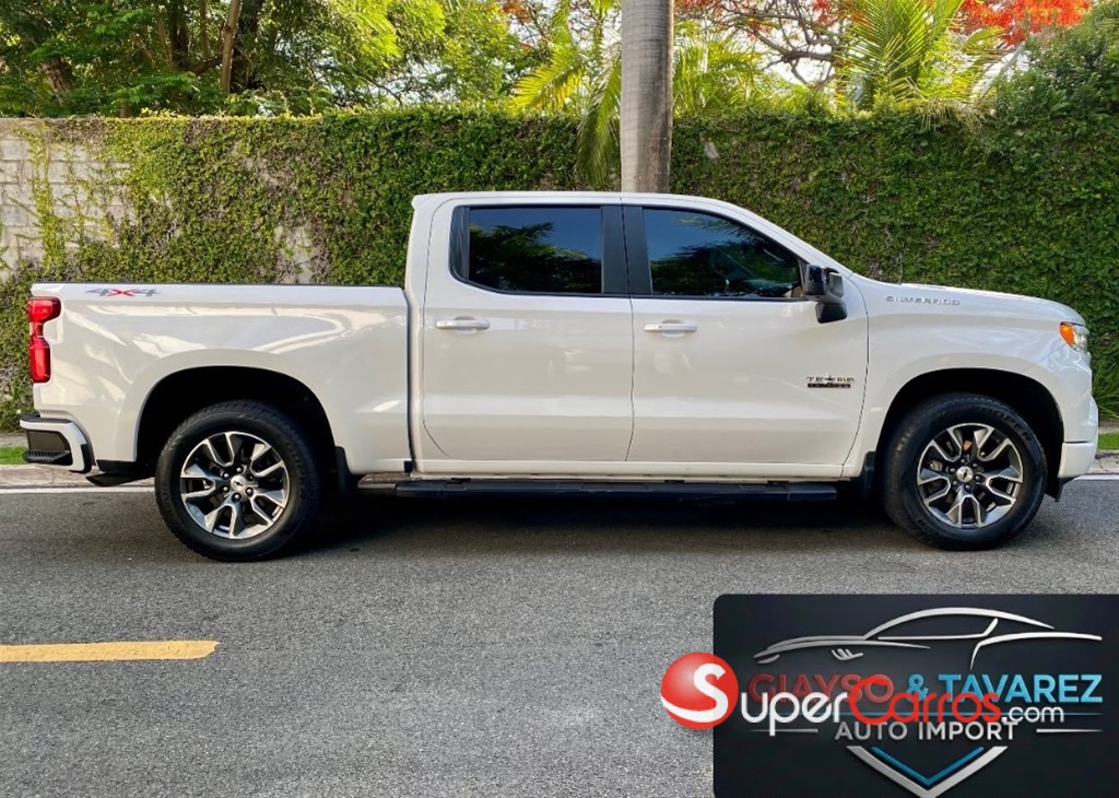 2022 Chevrolet Silverado RST — foto 5 / 12