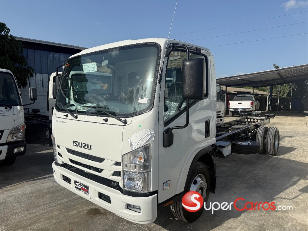 2027 Isuzu NQR 18 Pies — foto 2 / 12
