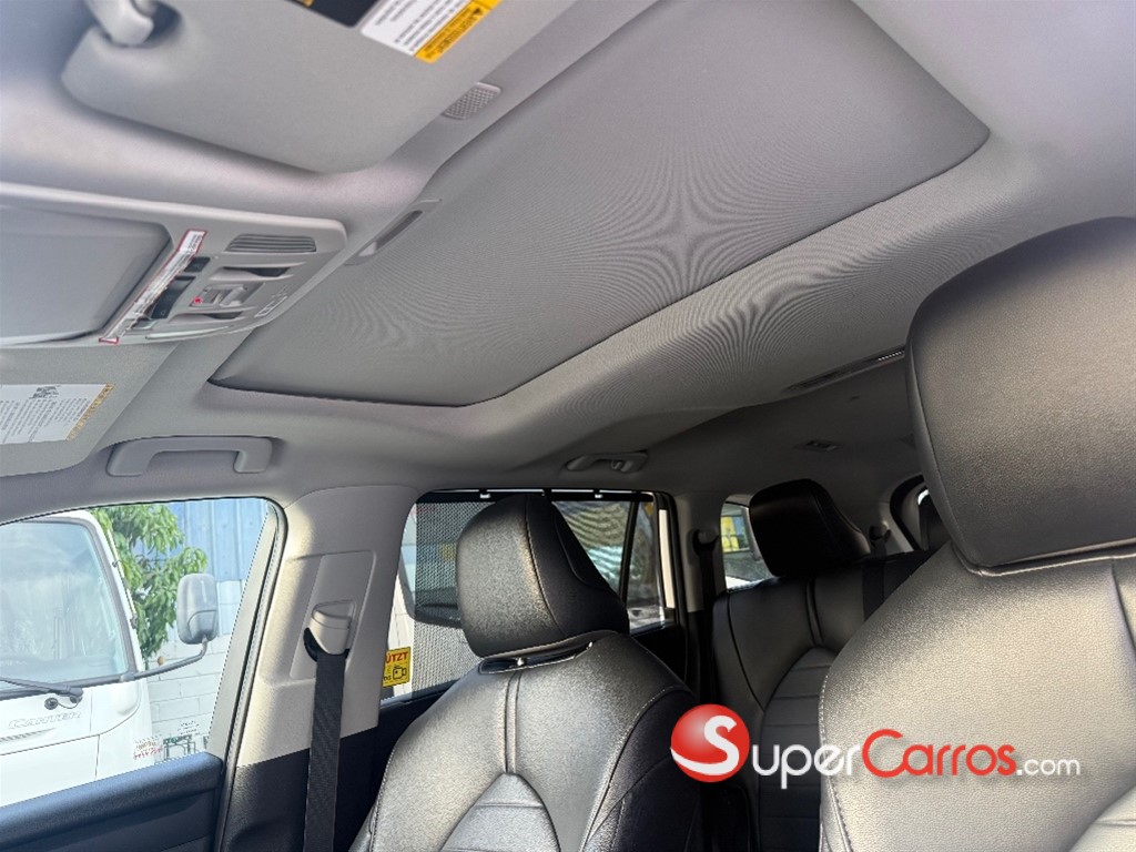 2020 Toyota Highlander XLE — foto 9 / 12