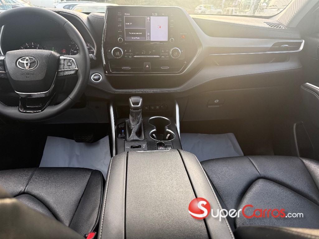 2020 Toyota Highlander XLE — foto 11 / 12