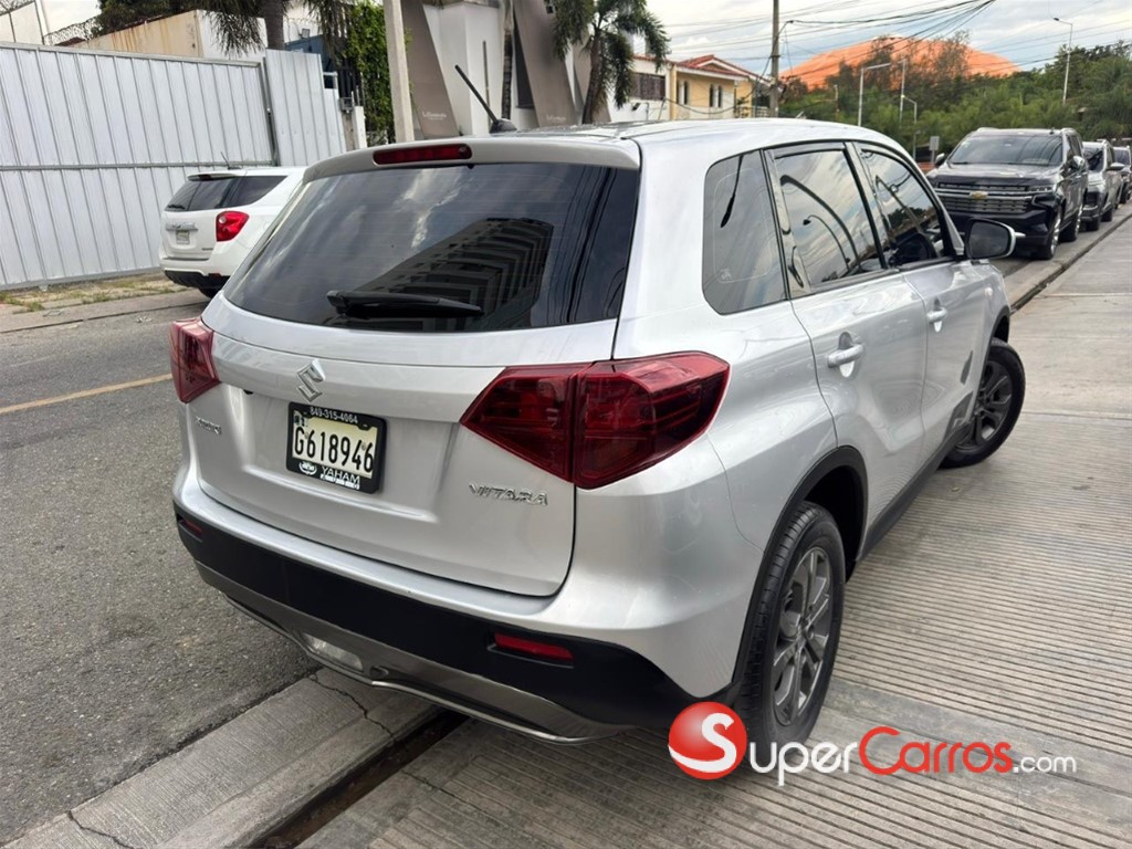 2023 Suzuki Vitara GL — foto 5 / 12