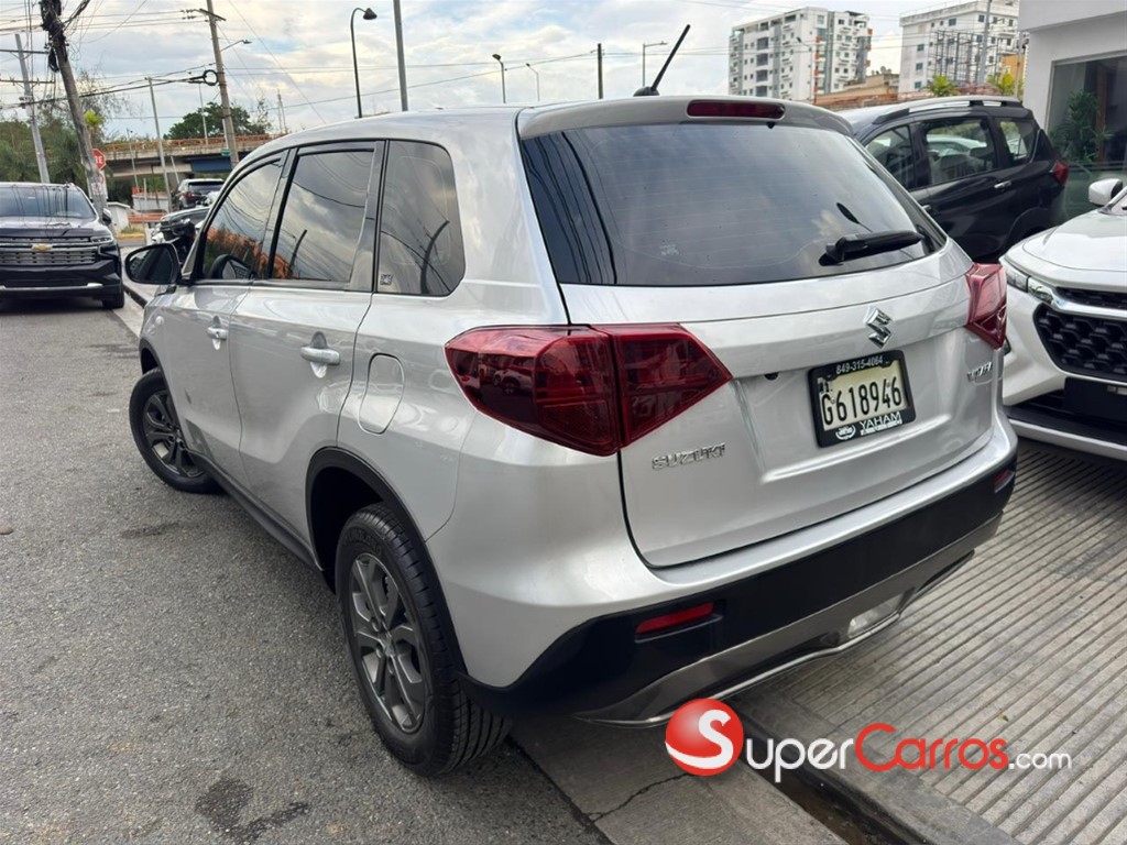 2023 Suzuki Vitara GL — foto 7 / 12