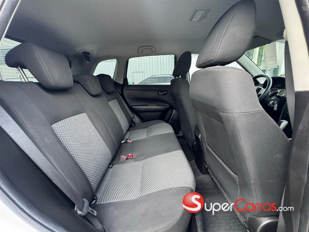 2023 Suzuki Vitara GL — foto 10 / 12