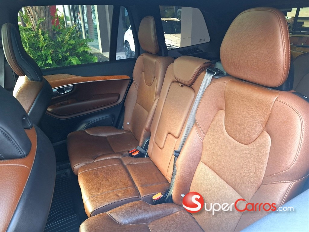 2023 Volvo XC90 B6 — foto 5 / 7