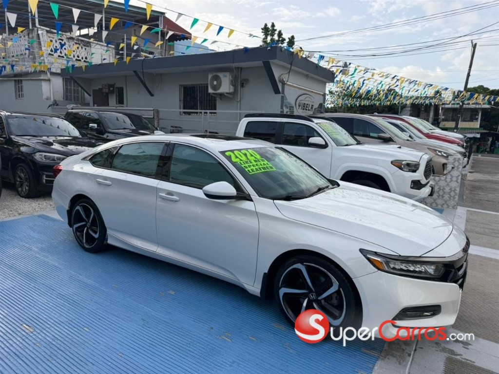 2020 Honda Accord Sport 2.0T — foto 2 / 12