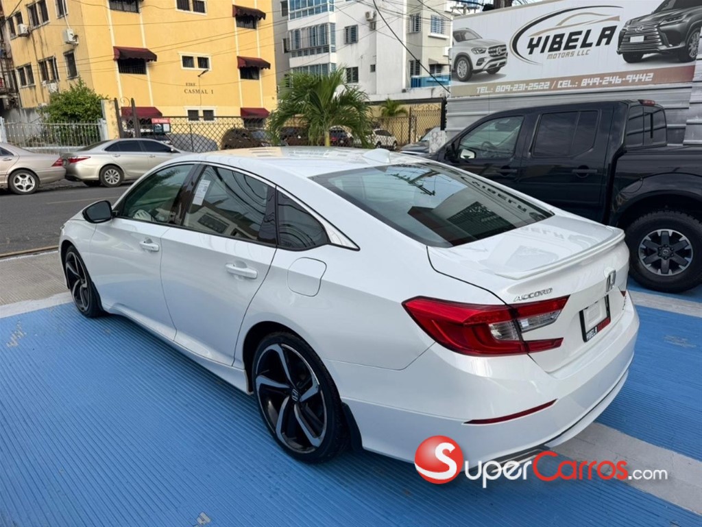 2020 Honda Accord Sport 2.0T — foto 4 / 12