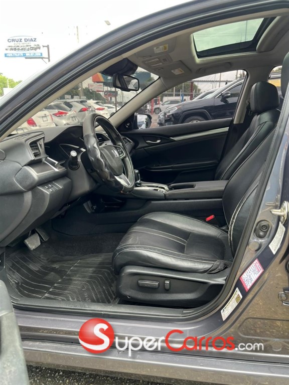 2016 Honda Civic Touring — foto 4 / 9
