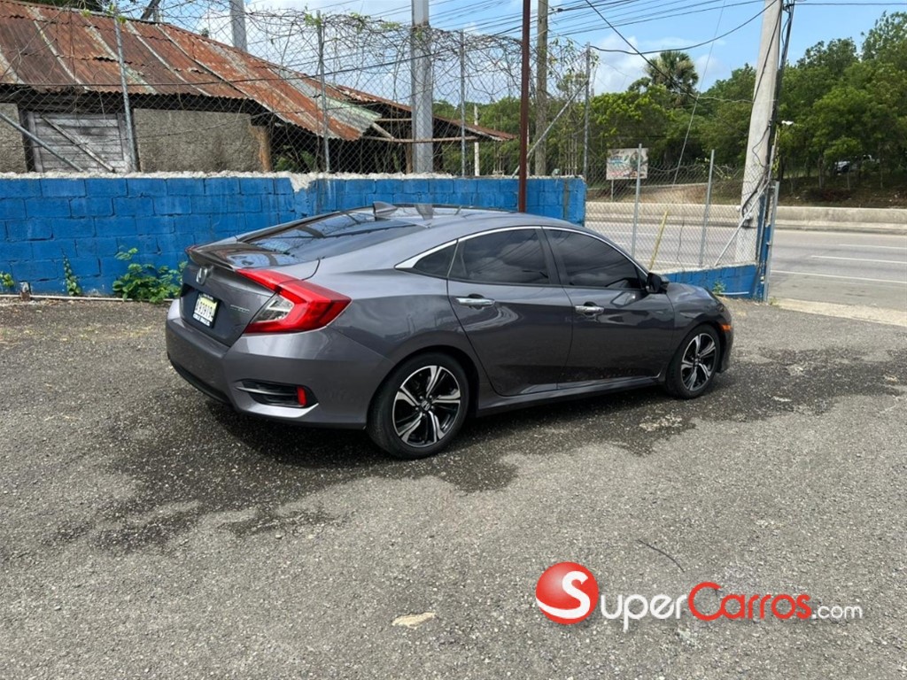 2016 Honda Civic Touring — foto 8 / 9