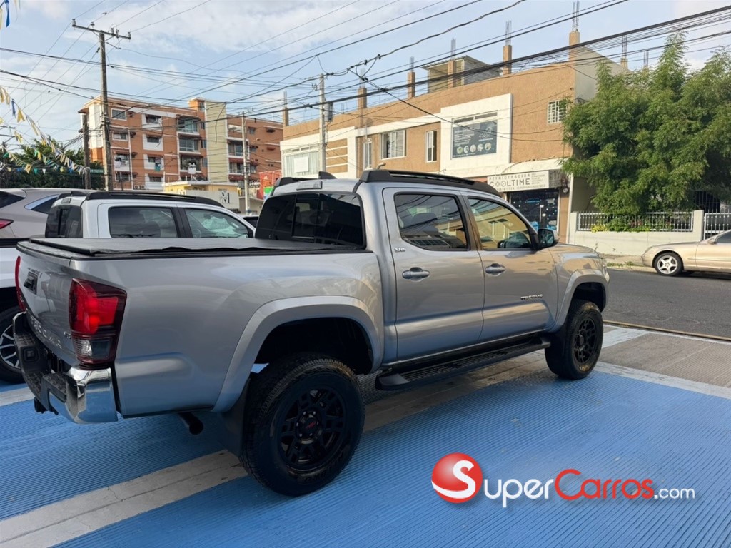2020 Toyota Tacoma — foto 4 / 11