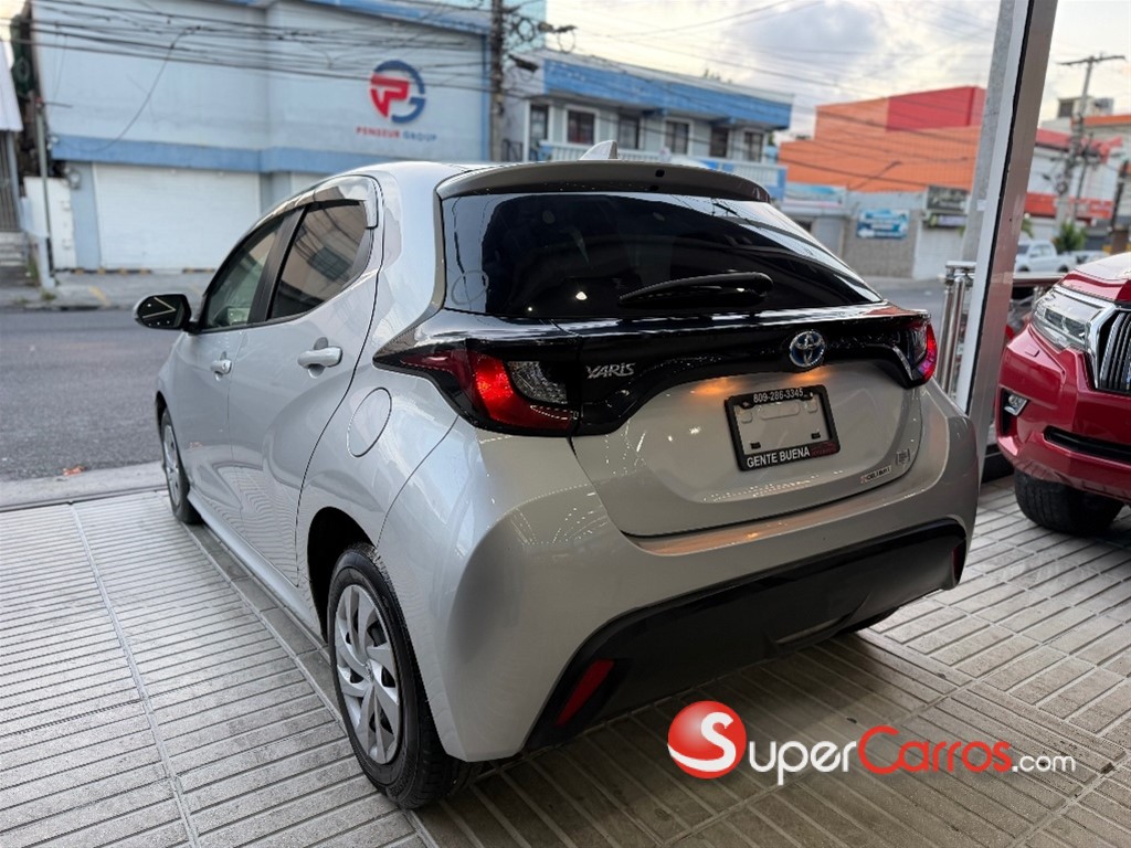 2021 Toyota Yaris — foto 7 / 8