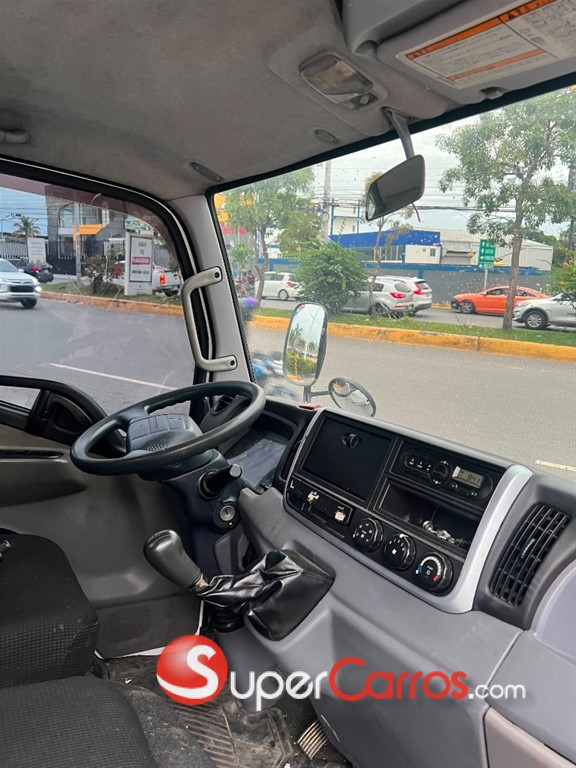 2015 Mitsubishi Motors Canter Cama 14 Pies — foto 9 / 12