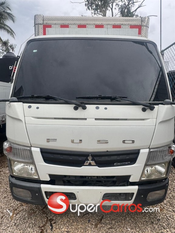 2015 Mitsubishi Motors Canter Cama 14 Pies — foto 10 / 12