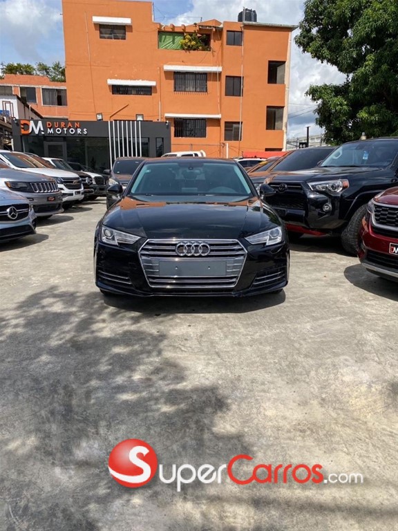 2017 Audi A4 Turbo — foto 2 / 9