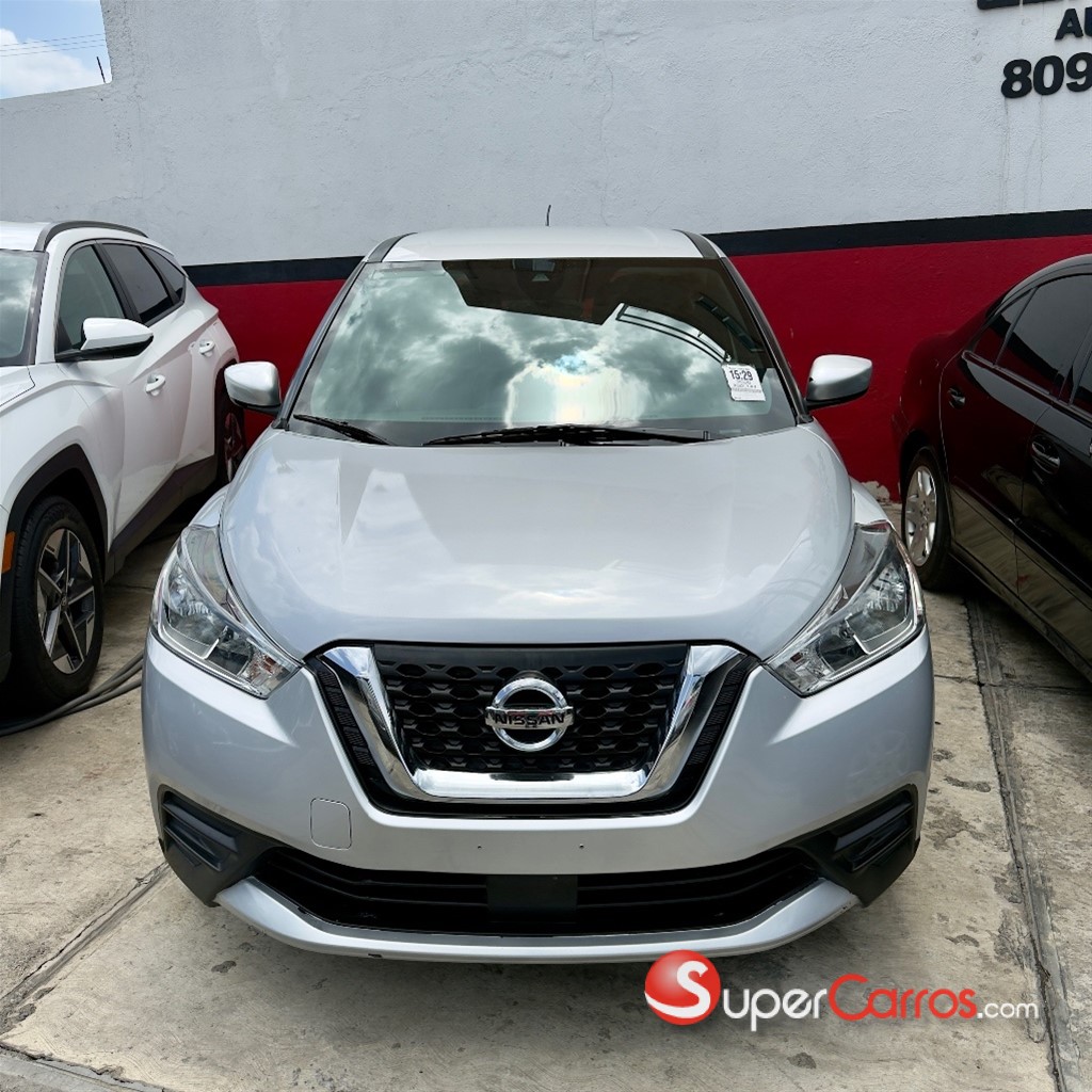 2020 Nissan Kicks — foto 2 / 8