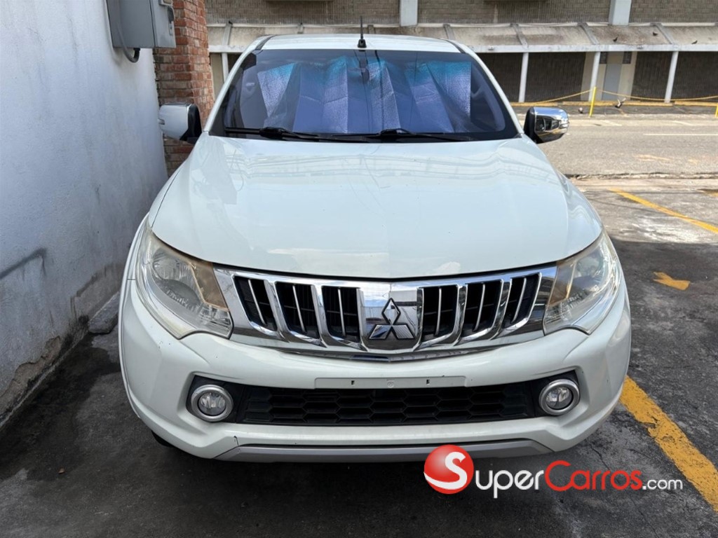 2016 Mitsubishi Motors L 200