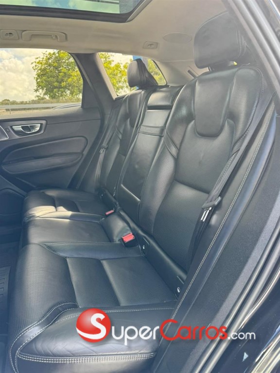 2019 Volvo XC60 — foto 10 / 10