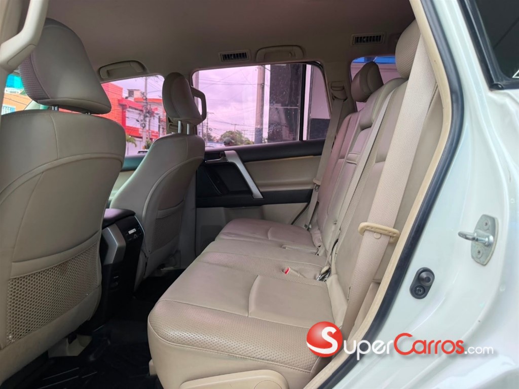 2013 Toyota Land Cruiser Prado VXL — foto 7 / 10
