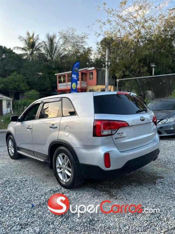 2015 Kia Sorento — foto 4 / 7