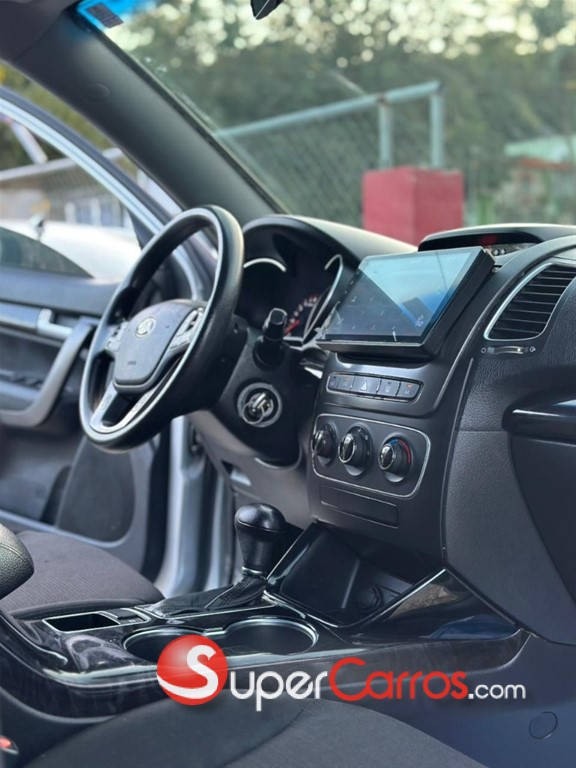 2015 Kia Sorento — foto 6 / 7