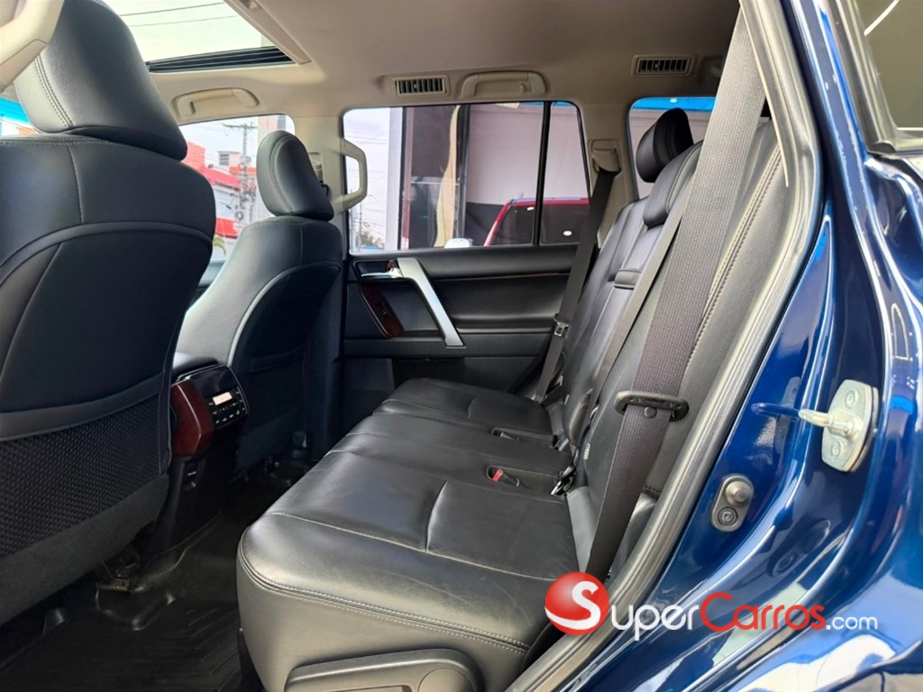 2014 Toyota Land Cruiser Prado VXL — foto 6 / 8