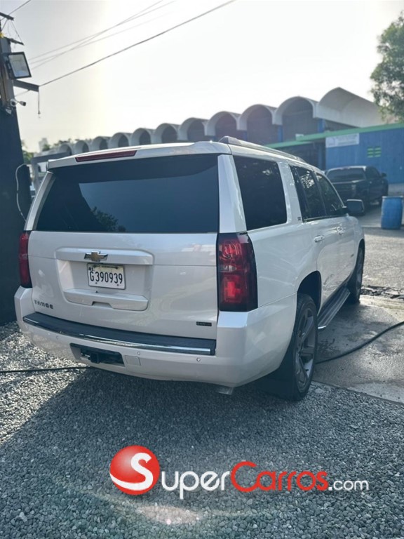 2015 Chevrolet Tahoe LTZ — foto 7 / 9