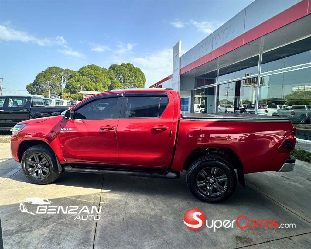 2023 Toyota Hilux 2.4 — foto 2 / 8
