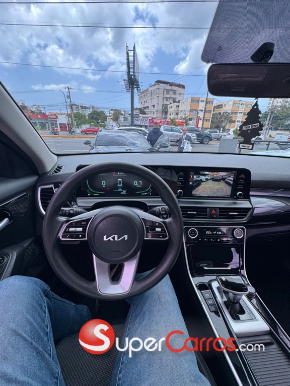 2024 Kia Seltos LX — foto 8 / 12