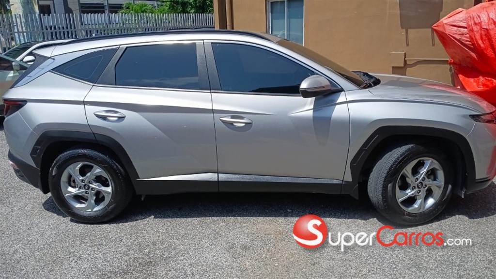 2023 Hyundai Tucson SE — foto 3 / 3