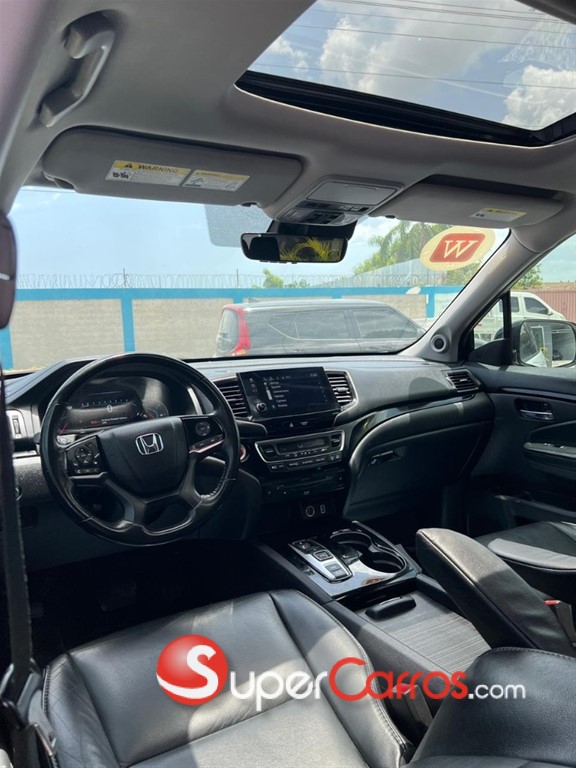 2020 Honda Pilot Touring — foto 4 / 12