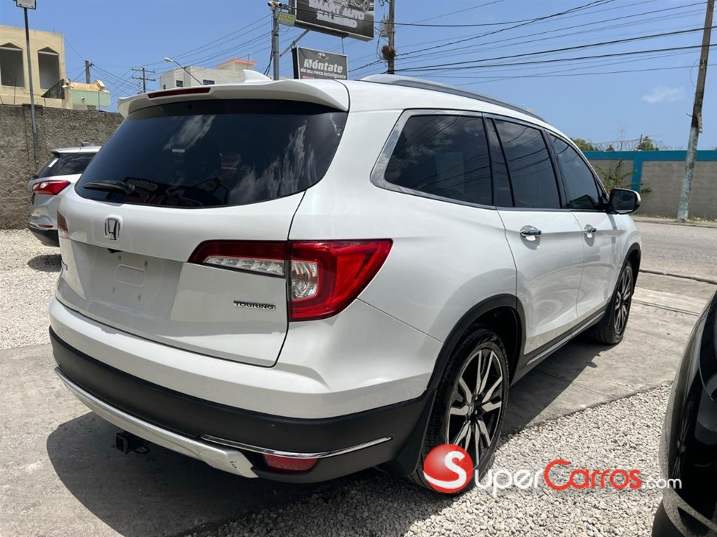 2020 Honda Pilot Touring — foto 9 / 12