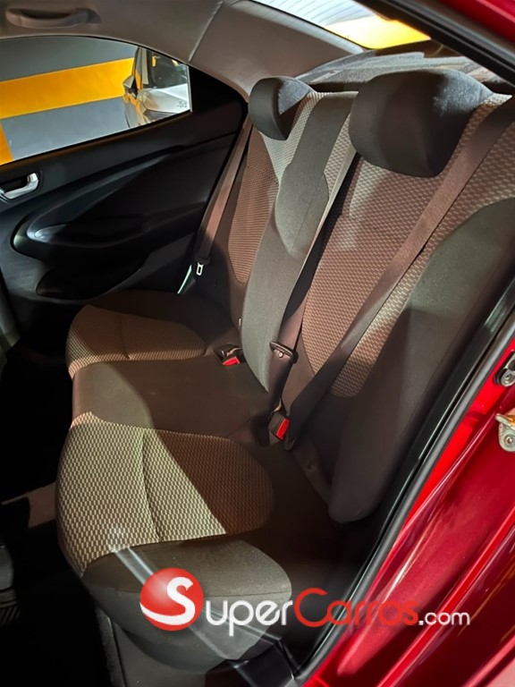 2022 Hyundai Verna — foto 3 / 11