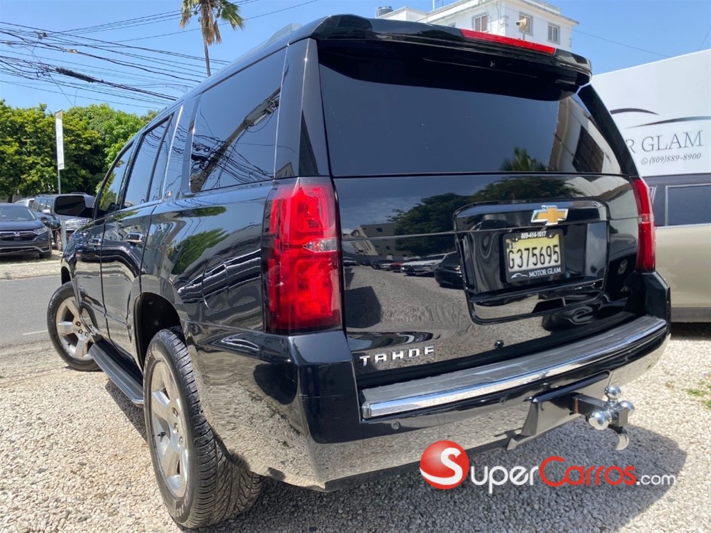 2016 Chevrolet Tahoe LTZ — foto 7 / 10