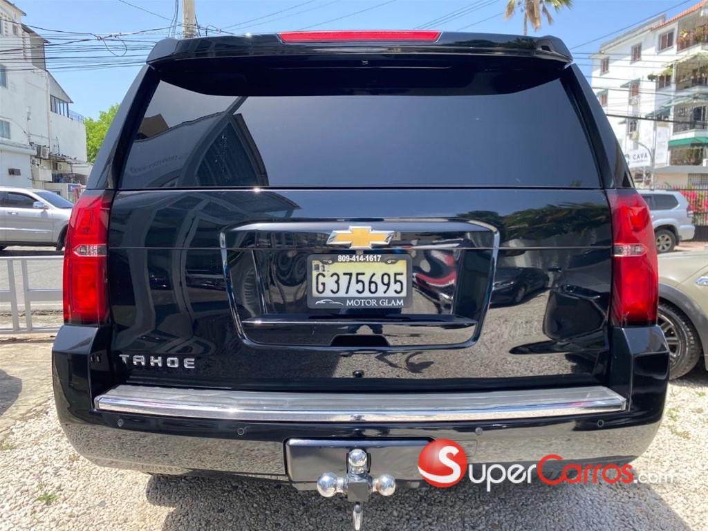 2016 Chevrolet Tahoe LTZ — foto 9 / 10